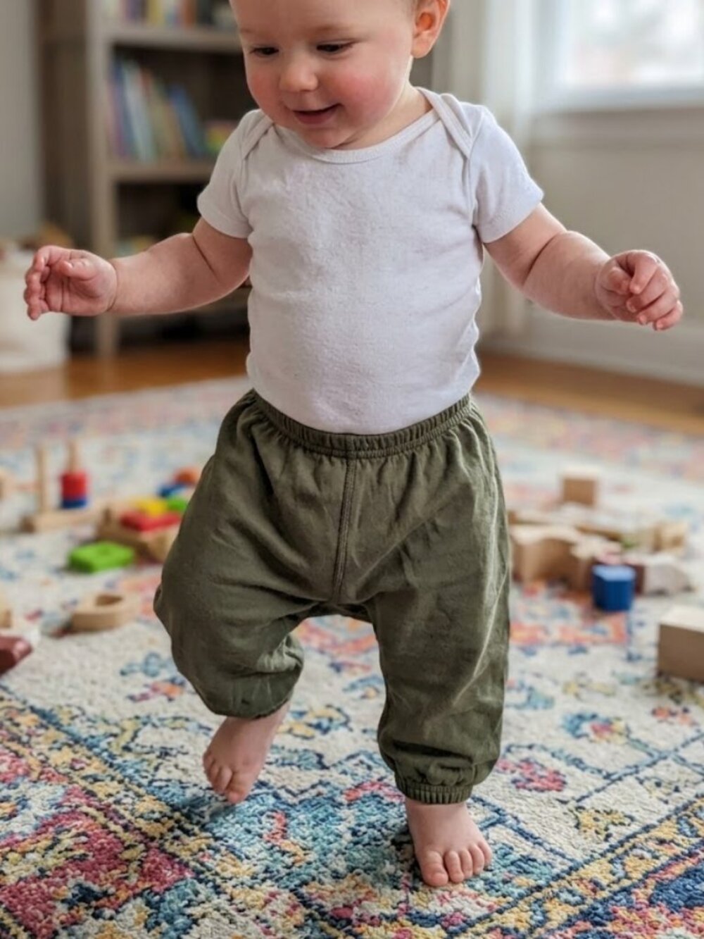 🐲3 FOR $9🦄 Little Peanut Elastic Waist Pull On Wide Leg Jogger Olive Pants 12M